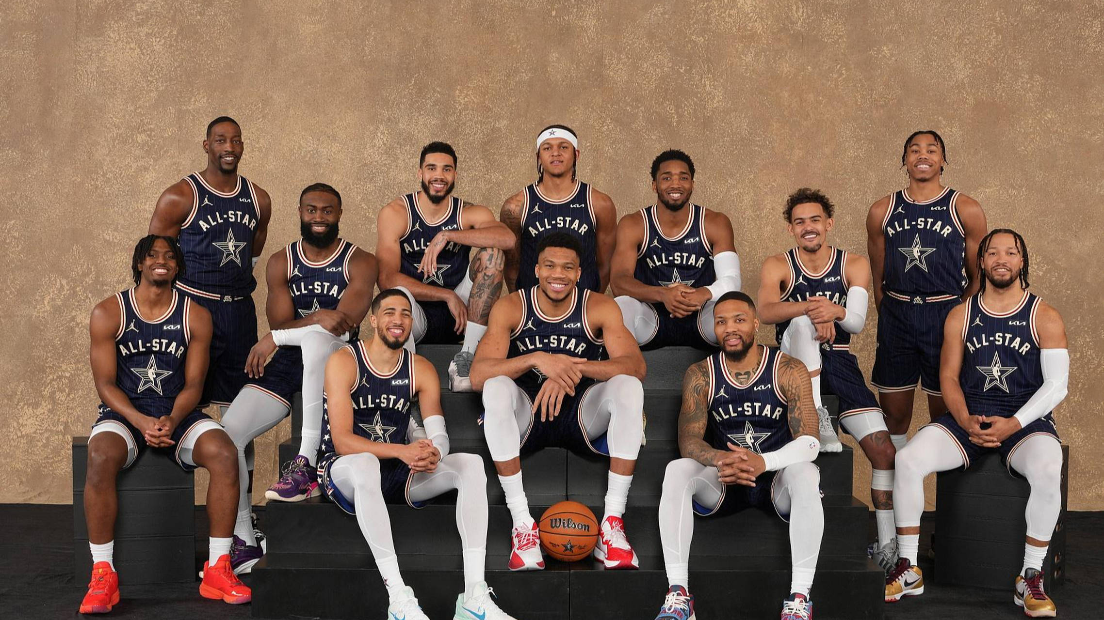 清晨芝加哥公牛调整名单以备全明星赛,刷新队史纪录环节打磨,话题不断,训练强度明显提升的简单介绍 清晨芝加哥公牛调整名单以备全明星赛,刷新队史纪录环节打磨,话题不断,训练强度明显提升的简单介绍