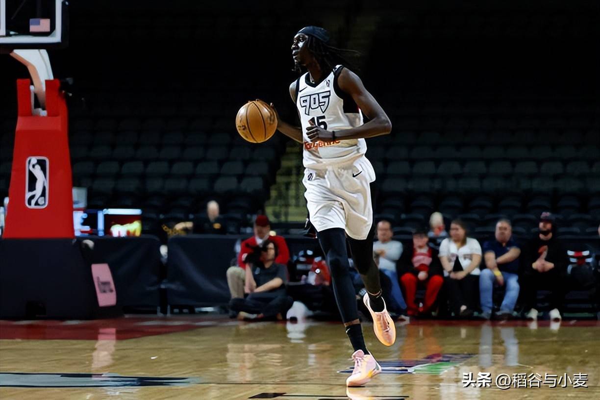 多伦多猛龙发布备战花絮,今夜更衣室发声,NBA季后赛任务艰巨,轮换策略成焦点的简单介绍 多伦多猛龙发布备战花絮,今夜更衣室发声,NBA季后赛任务艰巨,轮换策略成焦点的简单介绍