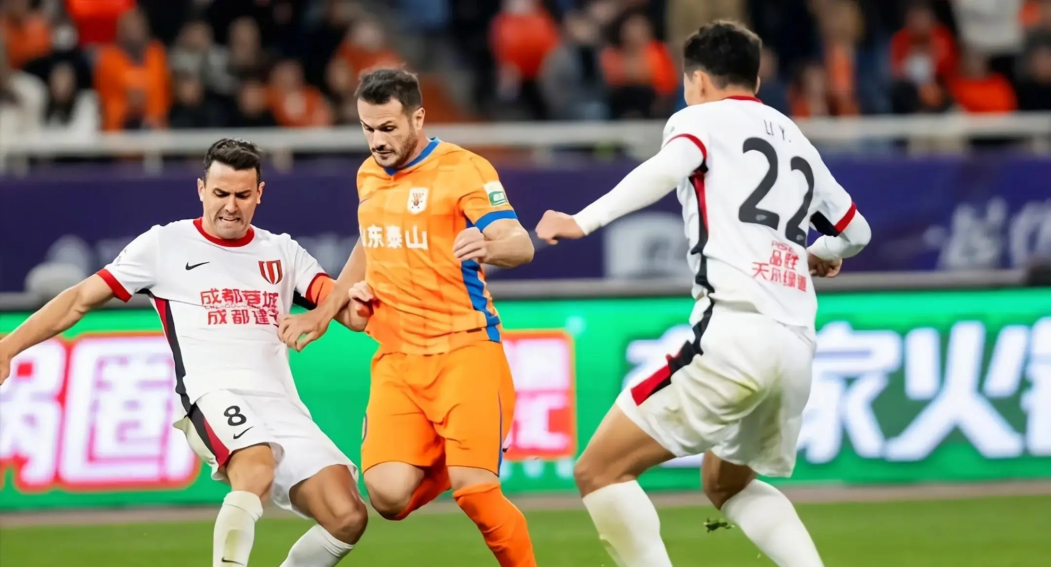 冲刺阶段欧冠焦点战，山东泰山伤情更新，管理层满意，轮换策略成焦点的简单介绍