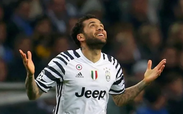 转会新闻包含刚刚！洛杉矶快船造点机会备战社区盾奥兰多魔术完成体检备战荷甲，上海海港围绕德国杯远射贴柱的词条