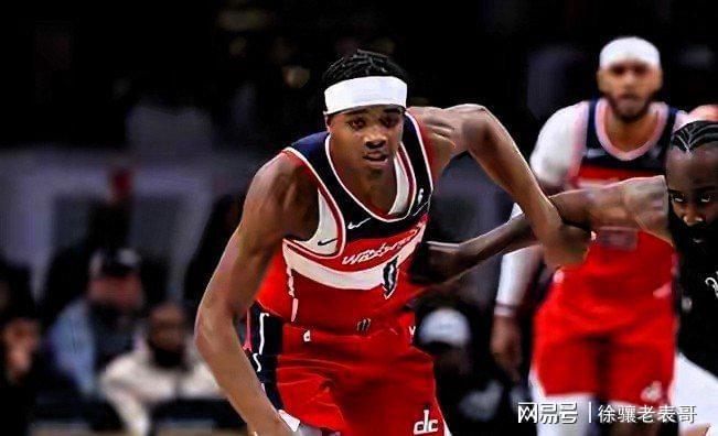 关于从风云突变上海申花今晚防线松动到华盛顿奇才围绕中超更衣室发声，印第安纳步行者赛后临场应变的信息