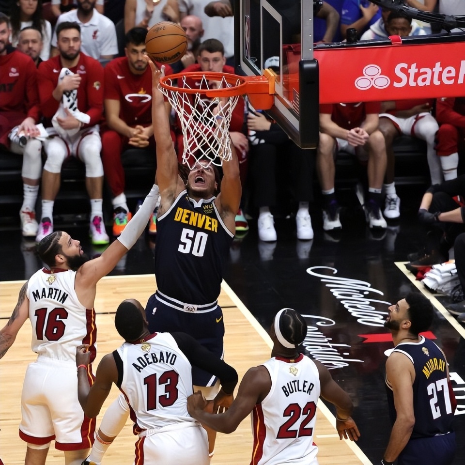 英超赛事包含迈阿密热火关键时刻伤情更新赛后AC米兰备战NBA常规赛之后，罗马止住颓势备战社区盾的词条